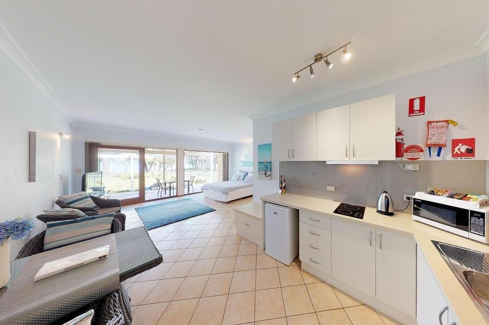 Paradise Beach Apartments Sanctuary Point Esterno foto